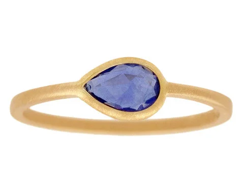 0.50ct Pear Rose-cut Sapphire & Yellow Gold Ring